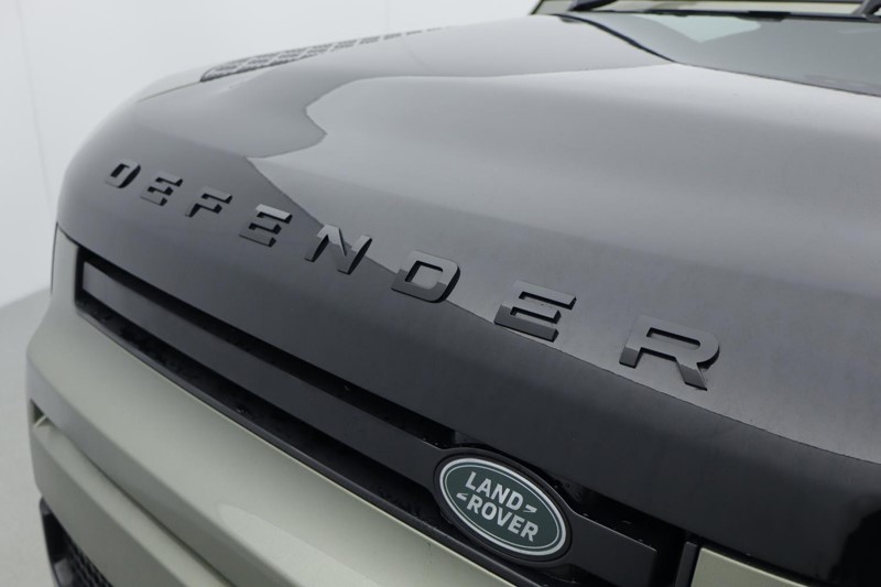 2022 (22) LAND ROVER DEFENDER 3.0 D250 X-Dynamic SE 90 3dr Auto 5048888