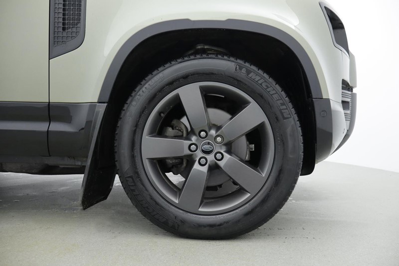 2022 (22) LAND ROVER DEFENDER 3.0 D250 X-Dynamic SE 90 3dr Auto 5048890