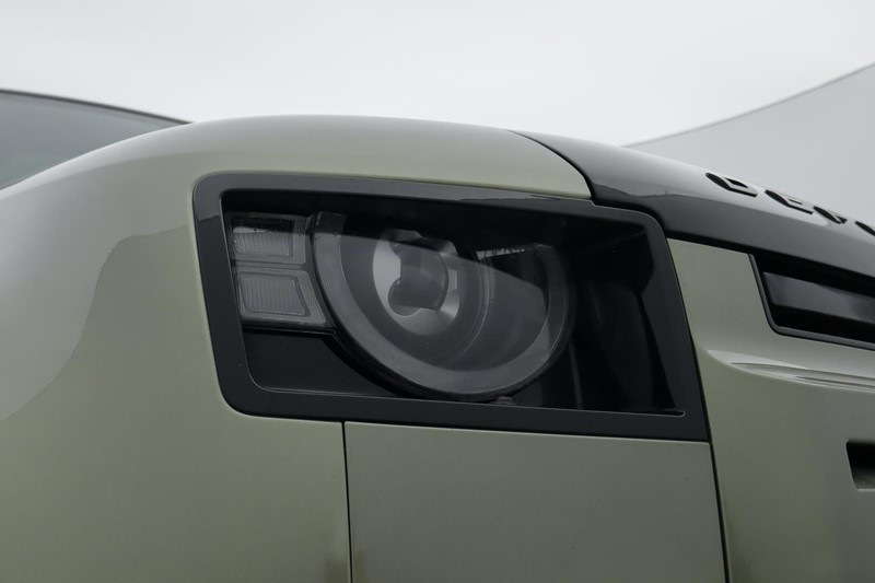 2022 (22) LAND ROVER DEFENDER 3.0 D250 X-Dynamic SE 90 3dr Auto 5048916