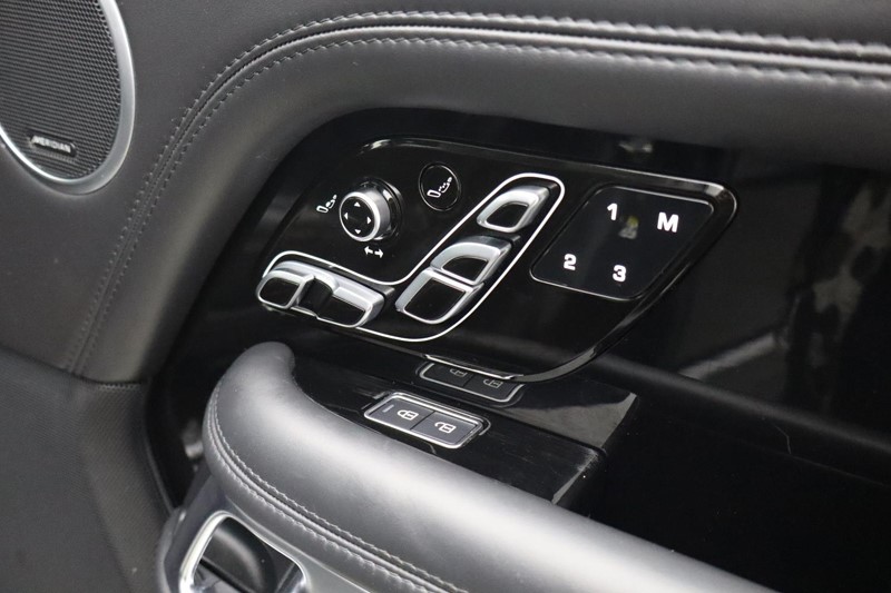 2021 (21) LAND ROVER RANGE ROVER 5.0 P565 SVAutobiography Dynamic Black 4dr Auto 5049003