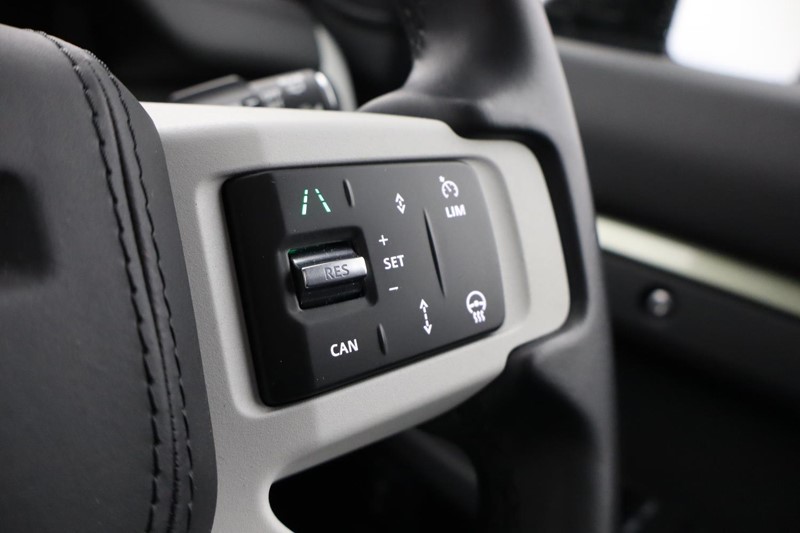 2024 (74) LAND ROVER DEFENDER 2.0 P300e X-Dynamic HSE 110 5dr Auto 5032181