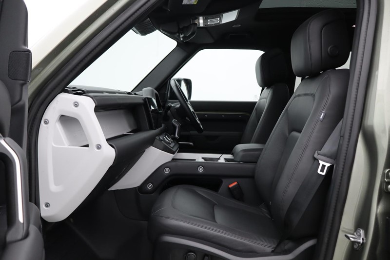 2024 (74) LAND ROVER DEFENDER 2.0 P300e X-Dynamic HSE 110 5dr Auto 5032166