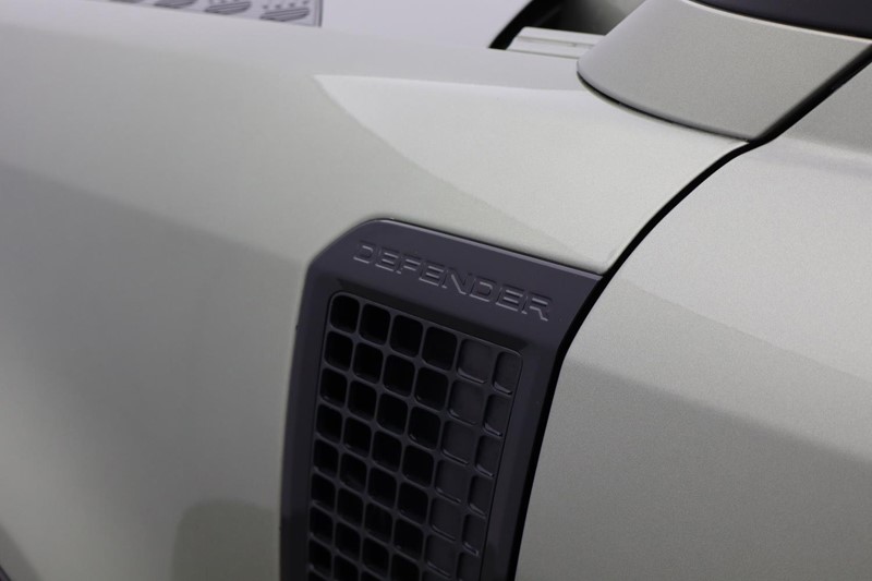2024 (74) LAND ROVER DEFENDER 2.0 P300e X-Dynamic HSE 110 5dr Auto 5032169