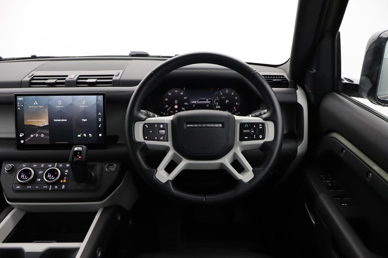 2024 (74) LAND ROVER DEFENDER 2.0 P300e X-Dynamic HSE 110 5dr Auto 5032192