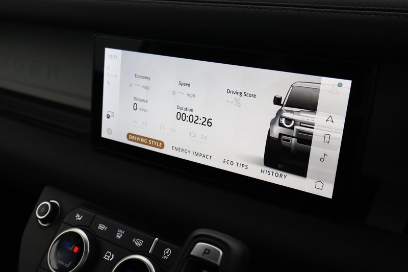 2022 (72) LAND ROVER DEFENDER 3.0 D250 X-Dynamic SE 90 3dr Auto 5002501