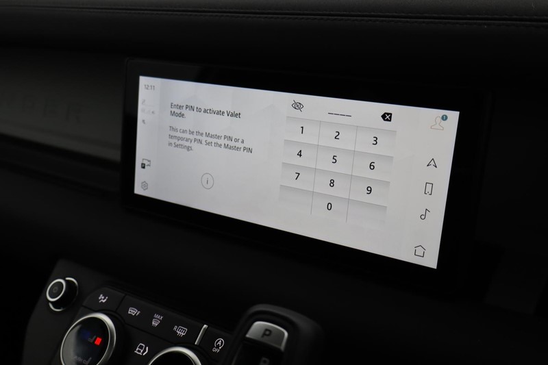 2022 (72) LAND ROVER DEFENDER 3.0 D250 X-Dynamic SE 90 3dr Auto 5002500