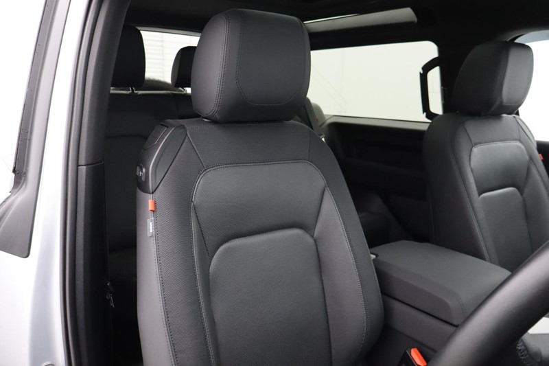 2022 (72) LAND ROVER DEFENDER 3.0 D250 X-Dynamic SE 90 3dr Auto 5002488