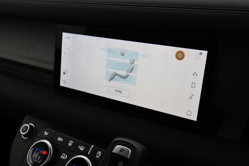 2022 (72) LAND ROVER DEFENDER 3.0 D250 X-Dynamic SE 90 3dr Auto 5002499