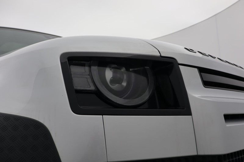 2022 (72) LAND ROVER DEFENDER 3.0 D250 X-Dynamic SE 90 3dr Auto 5002513