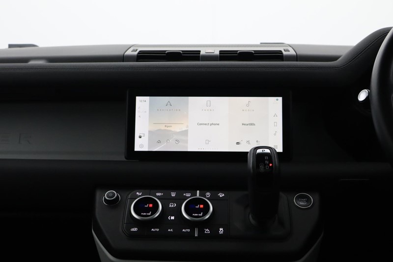 2022 (72) LAND ROVER DEFENDER 3.0 D250 X-Dynamic SE 90 3dr Auto 5002510