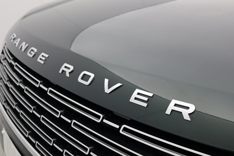 2025 (25) LAND ROVER RANGE ROVER 3.0 P550e Autobiography 4dr Auto 5020150