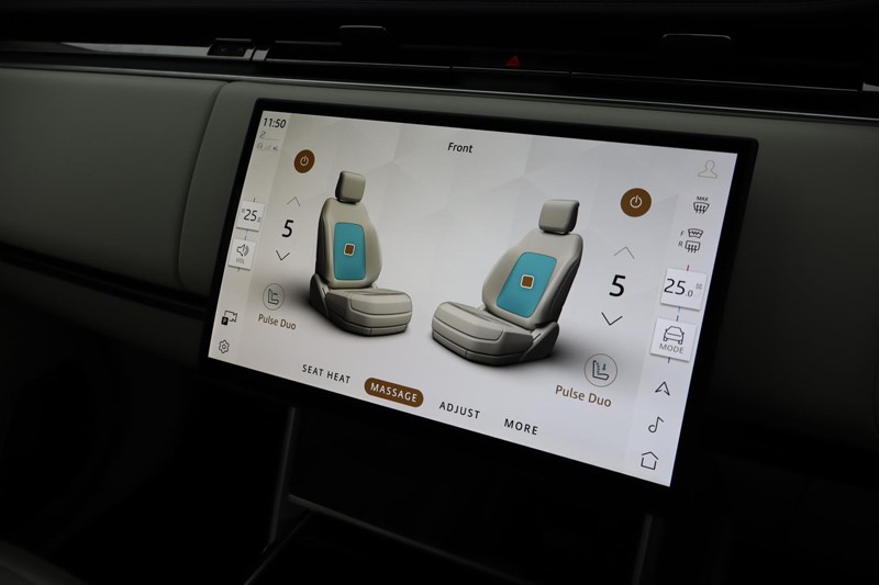 2025 (25) LAND ROVER RANGE ROVER 3.0 P550e Autobiography 4dr Auto 5020166