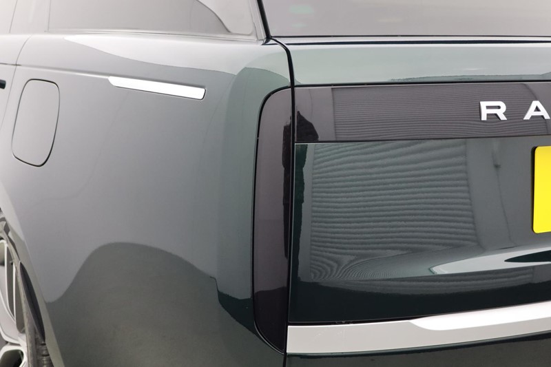 2025 (25) LAND ROVER RANGE ROVER 3.0 P550e Autobiography 4dr Auto 5020190