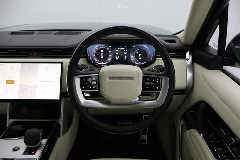 2025 (25) LAND ROVER RANGE ROVER 3.0 P550e Autobiography 4dr Auto 5020188