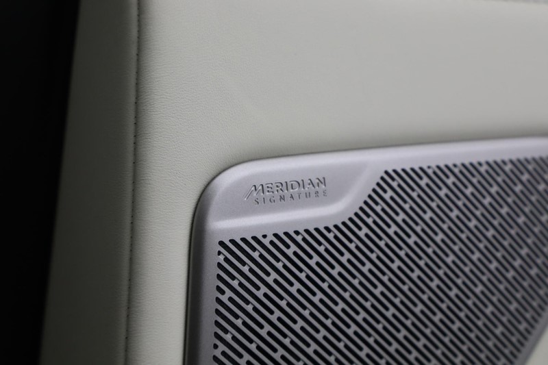 2025 (25) LAND ROVER RANGE ROVER 3.0 P550e Autobiography 4dr Auto 5020189