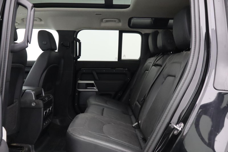 2022 (22) LAND ROVER DEFENDER 3.0 D250 XS Edition 110 5dr Auto 5041994