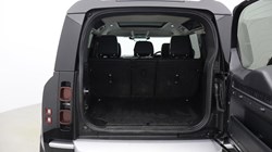 2022 (22) LAND ROVER DEFENDER 3.0 D250 XS Edition 110 5dr Auto 5042101