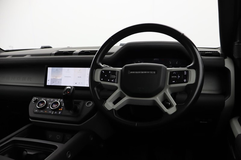 2022 (22) LAND ROVER DEFENDER 3.0 D250 XS Edition 110 5dr Auto 5042031