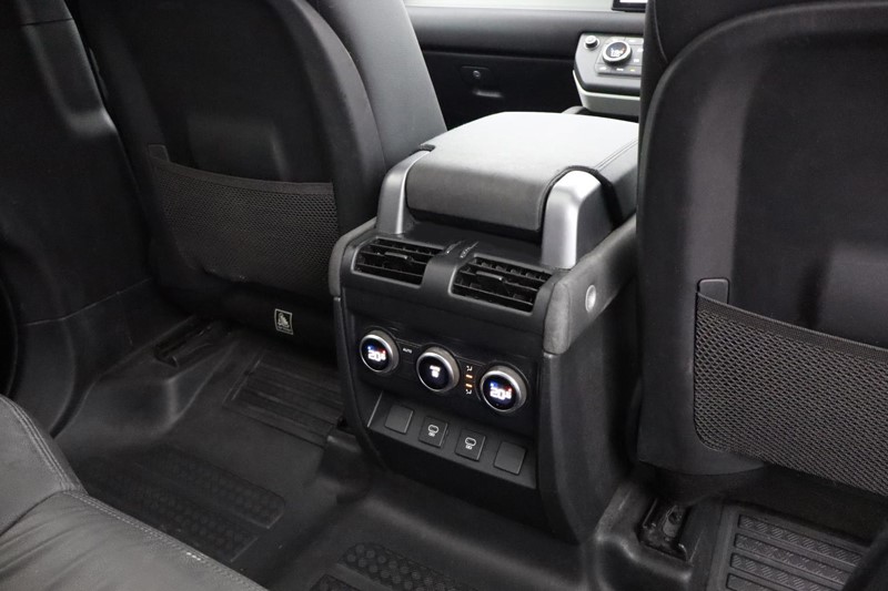 2022 (22) LAND ROVER DEFENDER 3.0 D250 XS Edition 110 5dr Auto 5042027