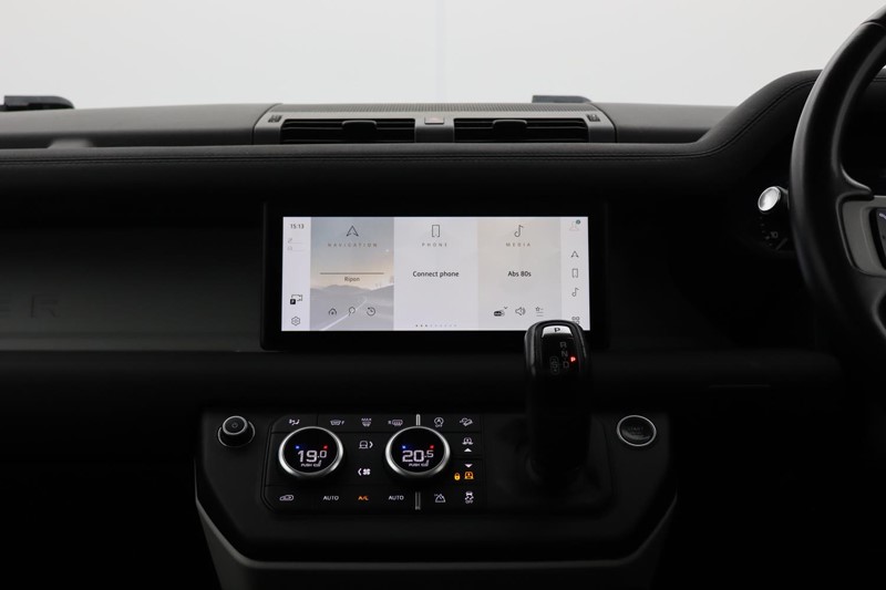 2022 (22) LAND ROVER DEFENDER 3.0 D250 XS Edition 110 5dr Auto 5042029