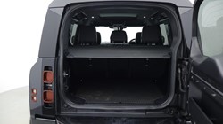 2024 (24) LAND ROVER DEFENDER 3.0 D250 X-Dynamic SE 110 5dr Auto 5052985