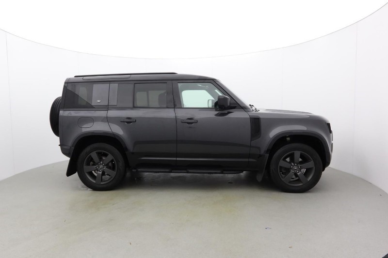 2024 (24) LAND ROVER DEFENDER 3.0 D250 X-Dynamic SE 110 5dr Auto 5052944