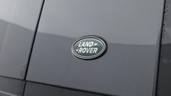 2024 (24) LAND ROVER DEFENDER 3.0 D250 X-Dynamic SE 110 5dr Auto 5052987