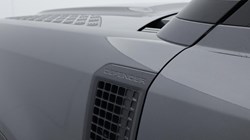 2024 (24) LAND ROVER DEFENDER 3.0 D250 X-Dynamic SE 110 5dr Auto 5052951