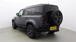 2024 (24) LAND ROVER DEFENDER 3.0 D250 X-Dynamic SE 110 5dr Auto 5052947