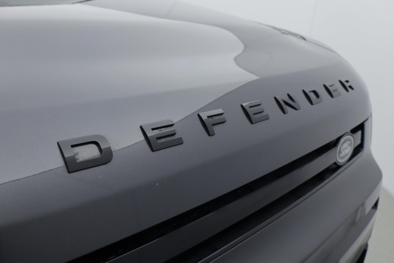 2024 (24) LAND ROVER DEFENDER 3.0 D250 X-Dynamic SE 110 5dr Auto 5052953
