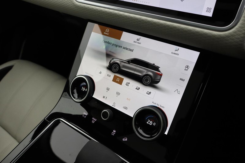 2021 (70) LAND ROVER RANGE ROVER VELAR 2.0 P250 Edition 5dr Auto 5017356