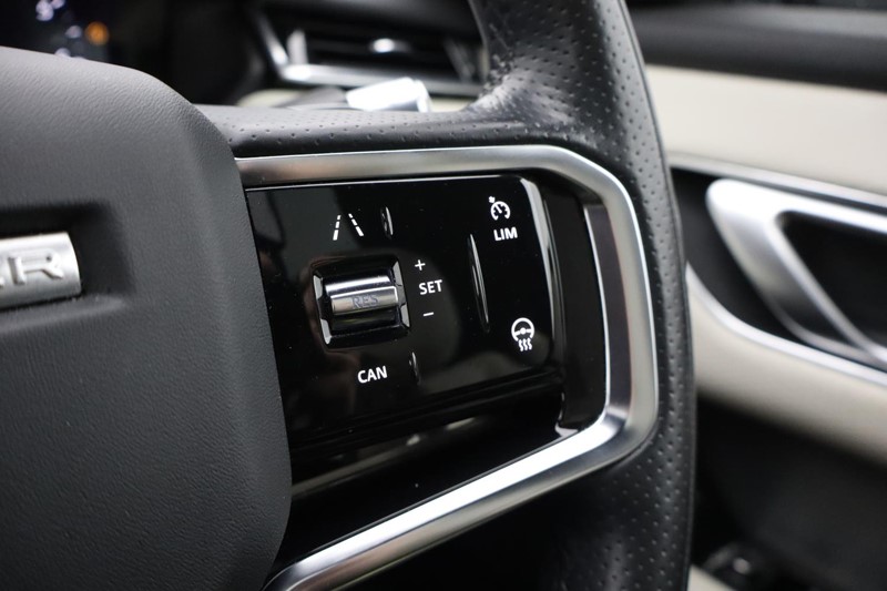 2021 (70) LAND ROVER RANGE ROVER VELAR 2.0 P250 Edition 5dr Auto 5017352