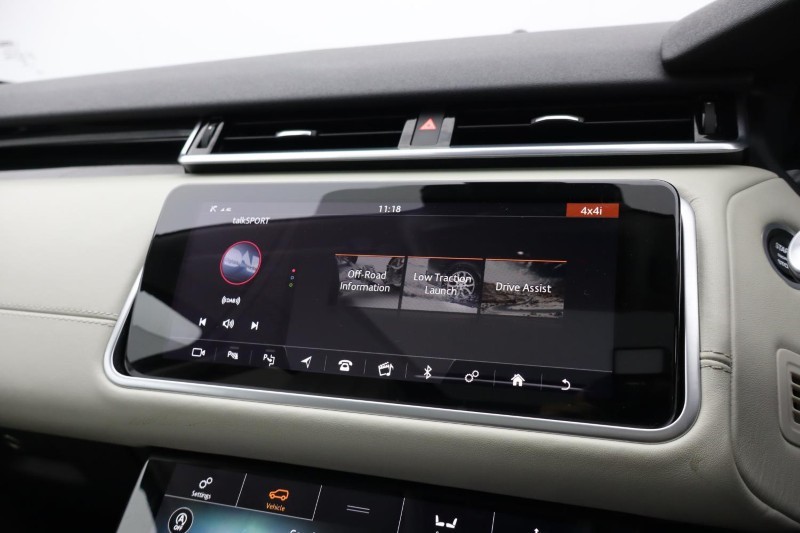 2019 (19) LAND ROVER RANGE ROVER VELAR 2.0 D240 R-Dynamic HSE 5dr Auto 5181429