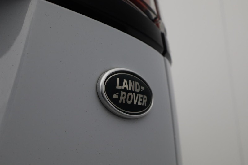 2019 (19) LAND ROVER RANGE ROVER VELAR 2.0 D240 R-Dynamic HSE 5dr Auto 5181373