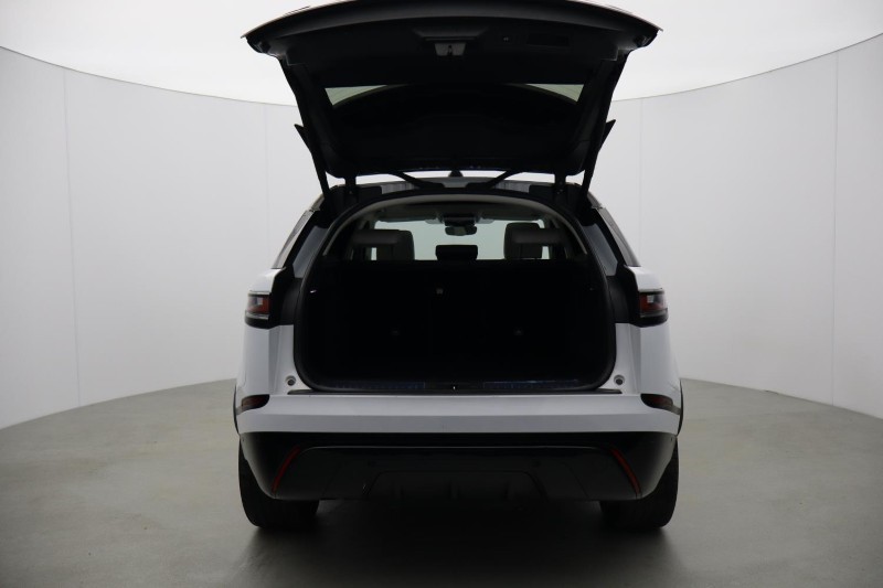 2019 (19) LAND ROVER RANGE ROVER VELAR 2.0 D240 R-Dynamic HSE 5dr Auto 5181376