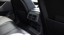 2019 (19) LAND ROVER RANGE ROVER VELAR 2.0 D240 R-Dynamic HSE 5dr Auto 5181392