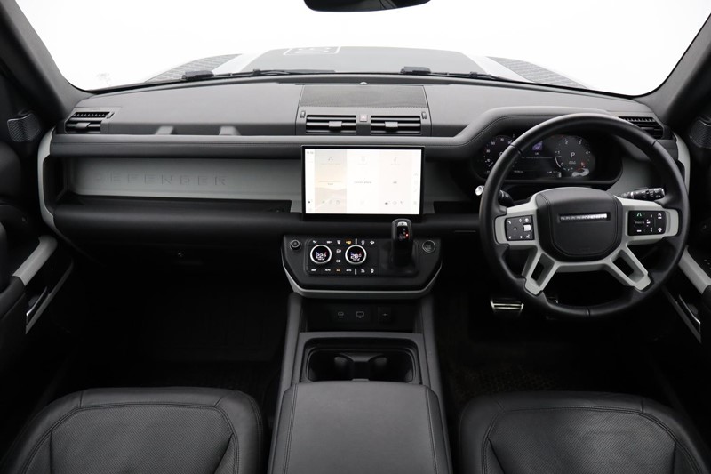 2023 (73) LAND ROVER DEFENDER 3.0 D250 HSE 90 3dr Auto 5043218