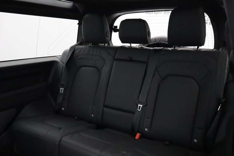 2023 (73) LAND ROVER DEFENDER 3.0 D250 HSE 90 3dr Auto 5043213