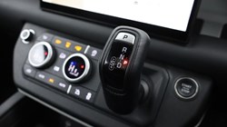 2023 (73) LAND ROVER DEFENDER 3.0 D250 HSE 90 3dr Auto 5043201