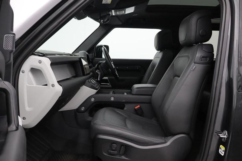 2023 (73) LAND ROVER DEFENDER 3.0 D250 HSE 90 3dr Auto 5043188