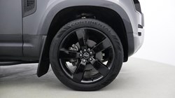 2023 (73) LAND ROVER DEFENDER 3.0 D250 HSE 90 3dr Auto 5043195