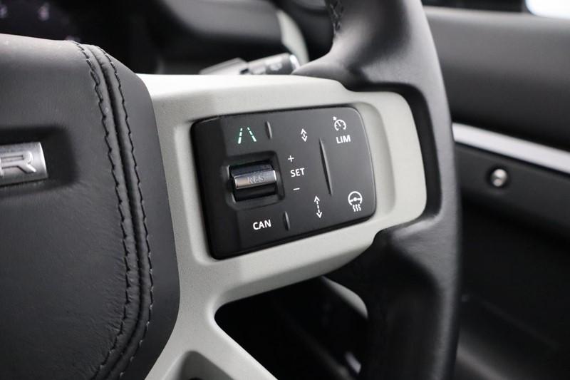 2023 (73) LAND ROVER DEFENDER 3.0 D250 HSE 90 3dr Auto 5043199