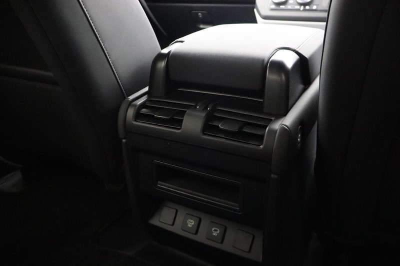 2023 (73) LAND ROVER DEFENDER 3.0 D250 HSE 90 3dr Auto 5043381