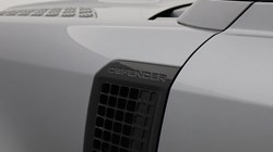 2024 (73) LAND ROVER DEFENDER 3.0 D250 X-Dynamic HSE 90 3dr Auto 5033465