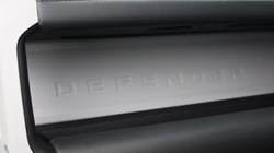 2024 (73) LAND ROVER DEFENDER 3.0 D250 X-Dynamic HSE 90 3dr Auto 5033463
