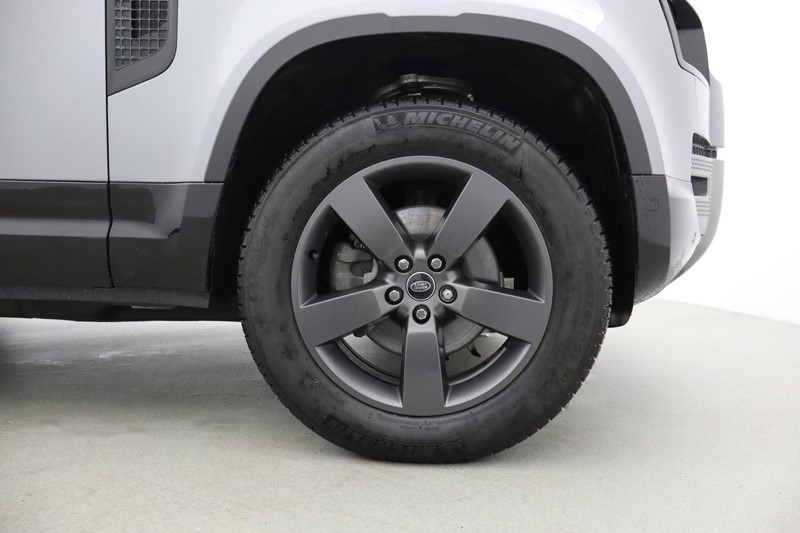 2024 (73) LAND ROVER DEFENDER 3.0 D250 X-Dynamic HSE 90 3dr Auto 5033491