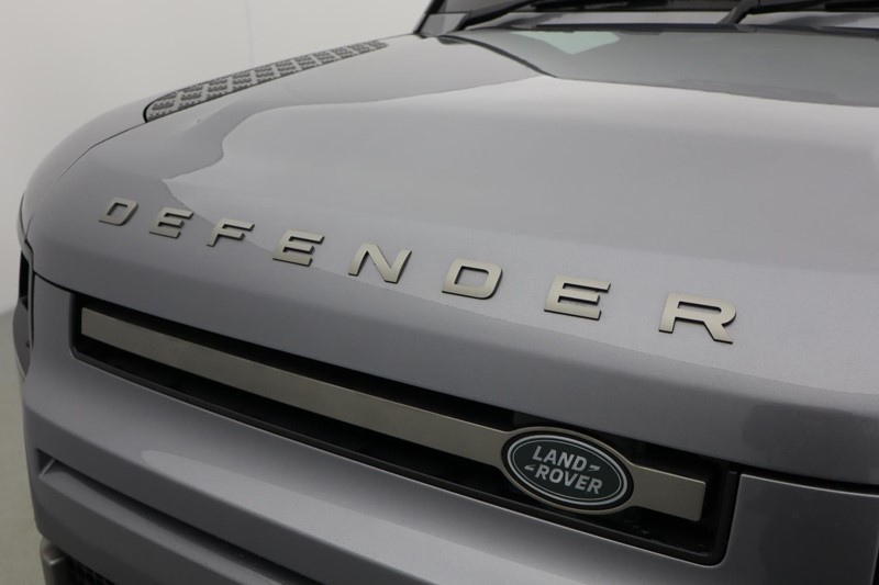 2024 (73) LAND ROVER DEFENDER 3.0 D250 X-Dynamic HSE 90 3dr Auto 5033467