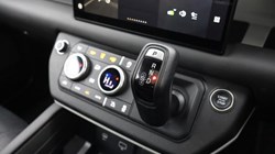 2024 (73) LAND ROVER DEFENDER 3.0 D250 X-Dynamic HSE 90 3dr Auto 5033475
