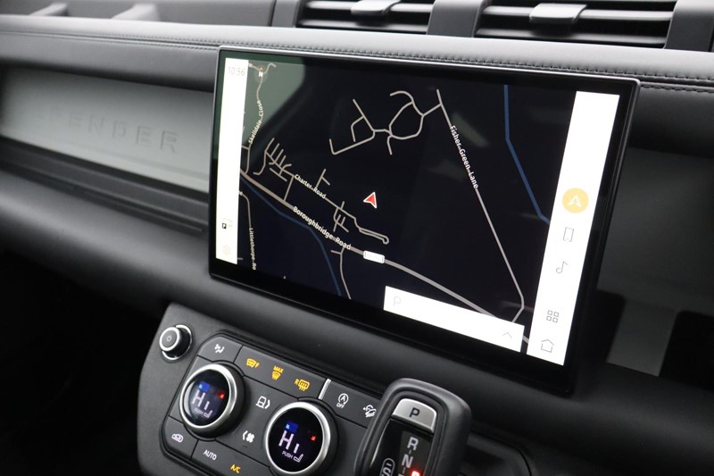 2024 (73) LAND ROVER DEFENDER 3.0 D250 X-Dynamic HSE 90 3dr Auto 5033478