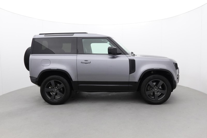 2024 (73) LAND ROVER DEFENDER 3.0 D250 X-Dynamic HSE 90 3dr Auto 5033455